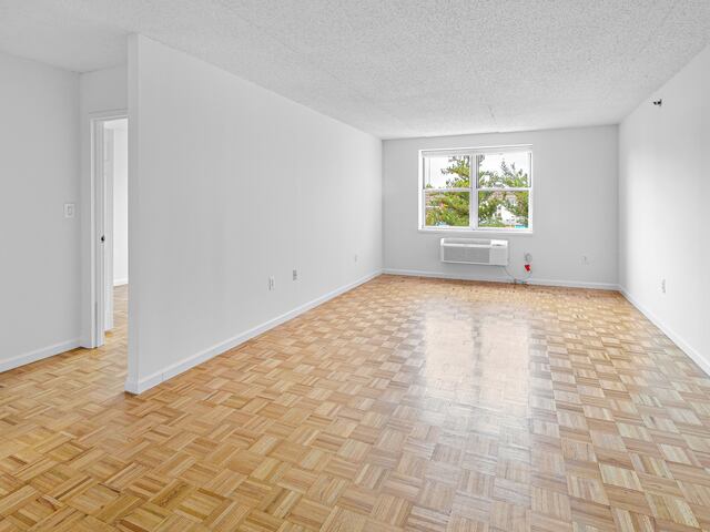 1-Bedroom at Newport: The Lincoln