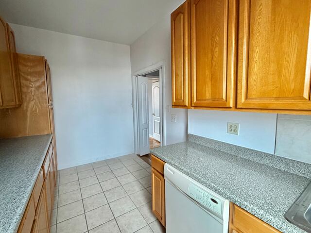 4-Bedroom at 90 Pinehurst Avenue