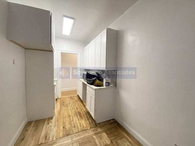 2-Bedroom at 106 Pinehurst Avenue