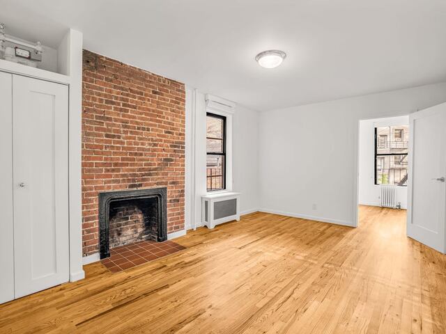 1-Bedroom at 20 Cornelia Street