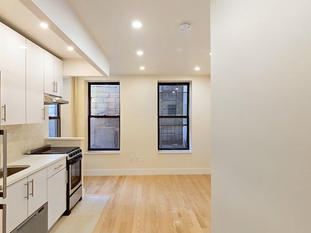 3-Bedroom at 19 Stanton Street