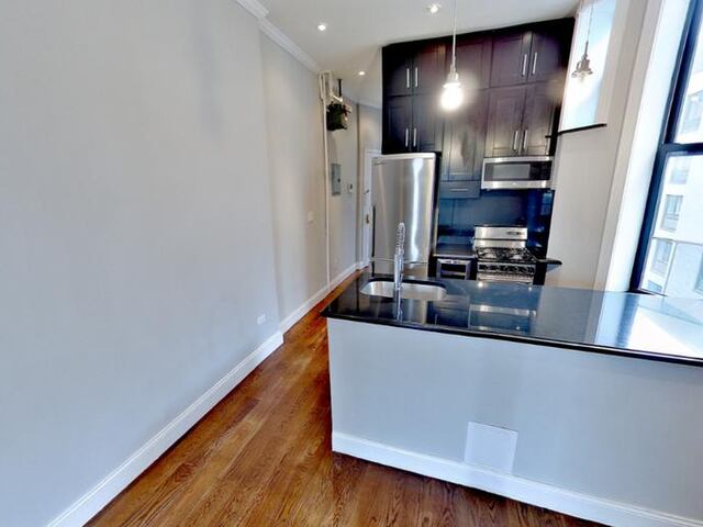 2-Bedroom at 60 Avenue B