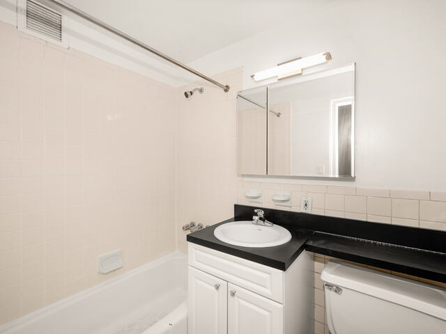 1-Bedroom at 121 Madison Avenue