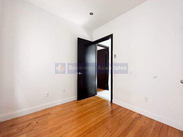 3-Bedroom at 932 Amsterdam Avenue