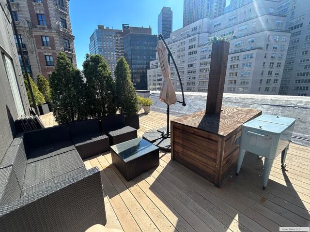 1-Bedroom at 2020 Broadway