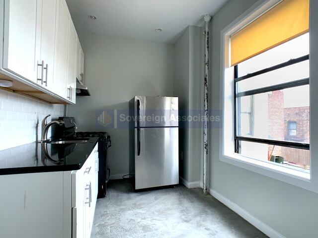 1-Bedroom at 25 Vermilyea Avenue