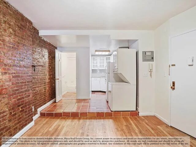 Studio at 117 Bank Street
