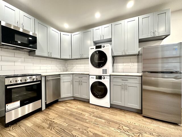 3-Bedroom at 3139 Broadway