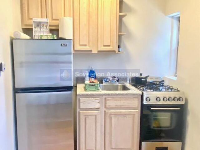 Studio at 936 West End Avenue