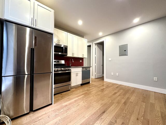 2-Bedroom at 121 Vermilyea Avenue