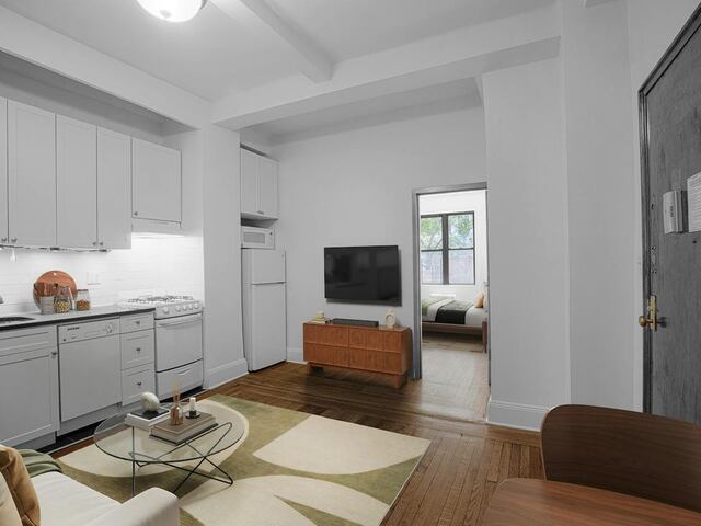 1-Bedroom at 19 West 69th Street