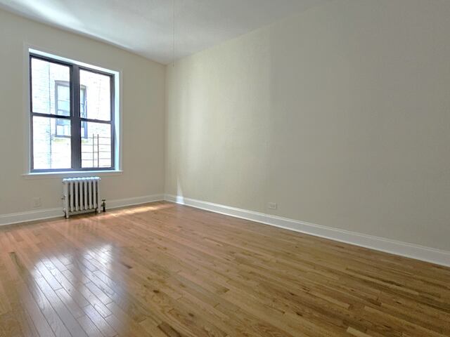 1-Bedroom at 300 Fort Washington Avenue