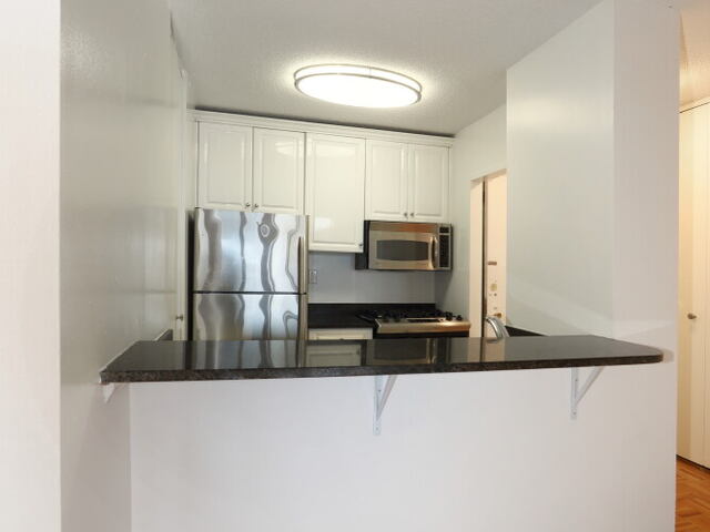 1-Bedroom at The Murray Hill