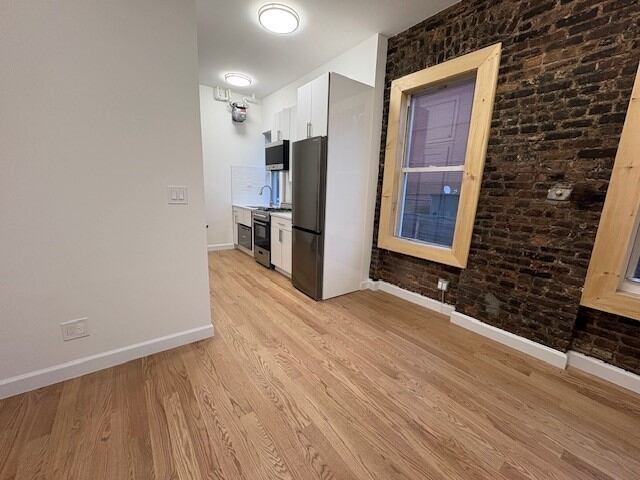 1-Bedroom at 230 Thompson Street