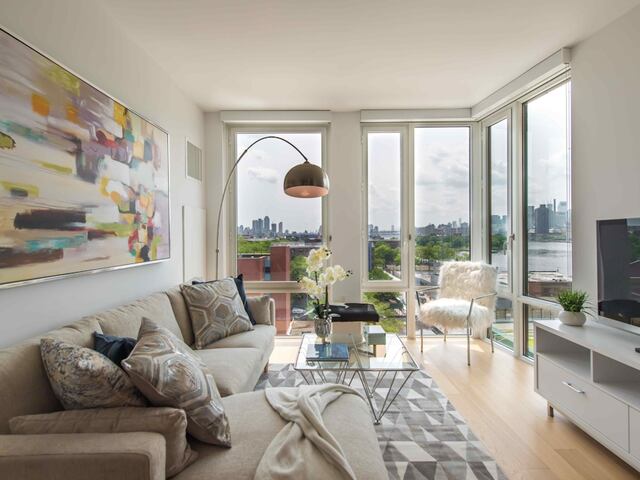 1-Bedroom at 10 Halletts Point