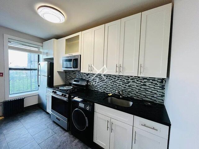 3-Bedroom at 2162 Fulton Street