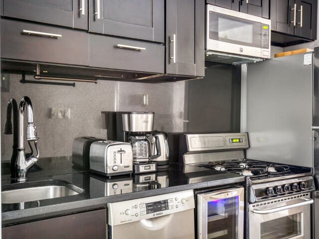 3-Bedroom at 115 Mulberry Street