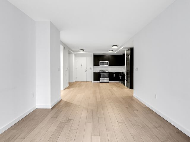 2-Bedroom at 535W43