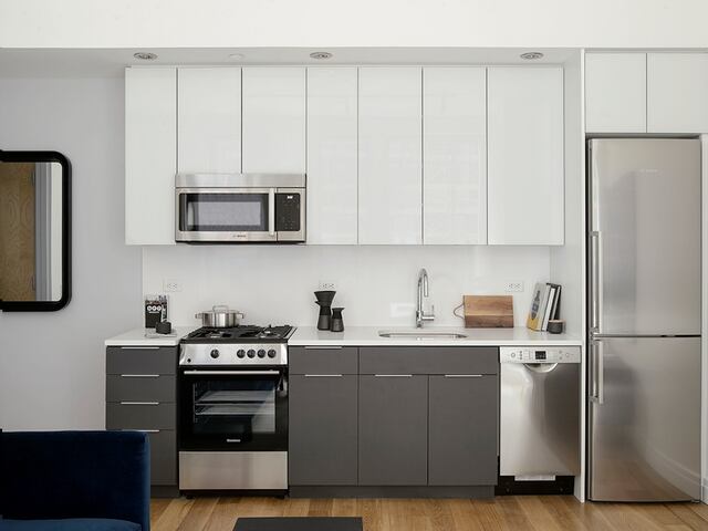 Studio at 325 Kent Avenue