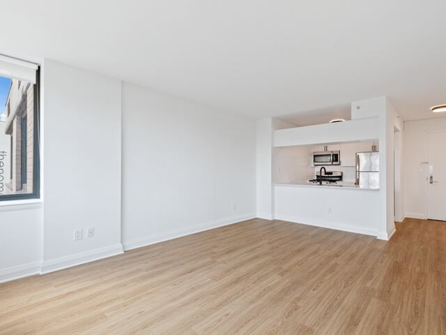 1-Bedroom at 800 Sixth Avenue
