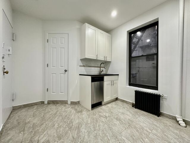 1-Bedroom at 401 East 68th Street
