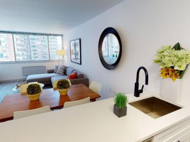 2-Bedroom at Manhattan Park (30 River Rd)
