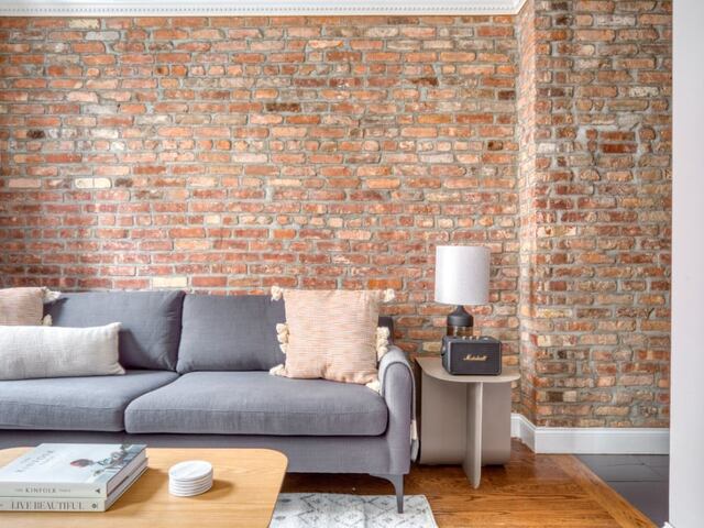 5-Bedroom at 325 East 5th Street