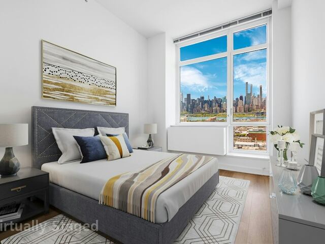 2-Bedroom at Linc LIC
