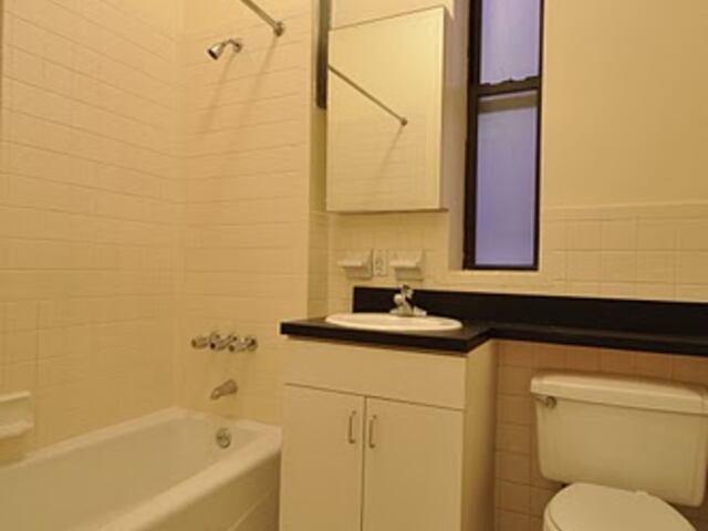 1-Bedroom at 121 Madison Avenue