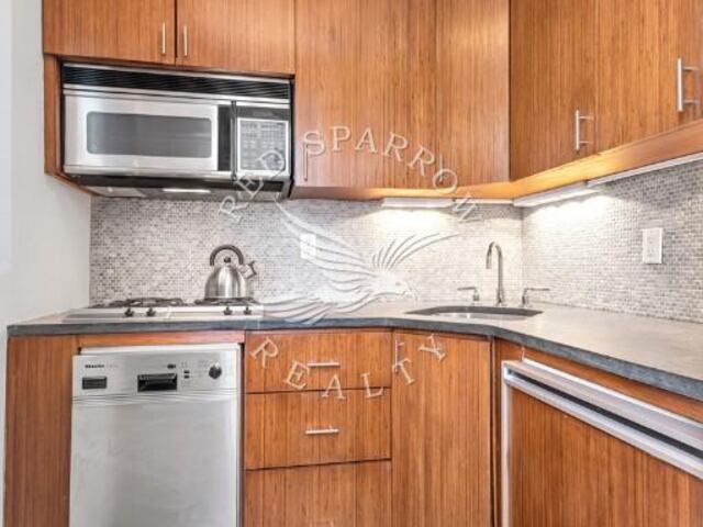 Studio at 348 East 89th Street