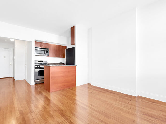 1-Bedroom at 426 West 49th Street