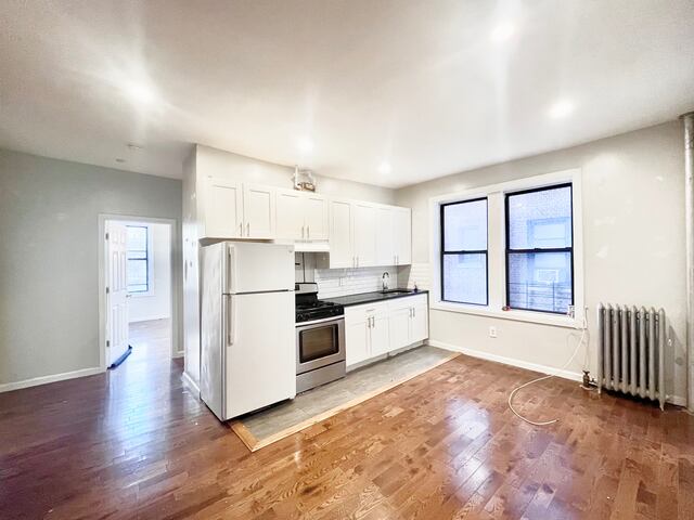 2-Bedroom at 141 Nagle Avenue