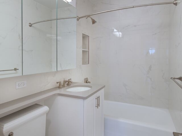 1-Bedroom at One Lincoln Plaza