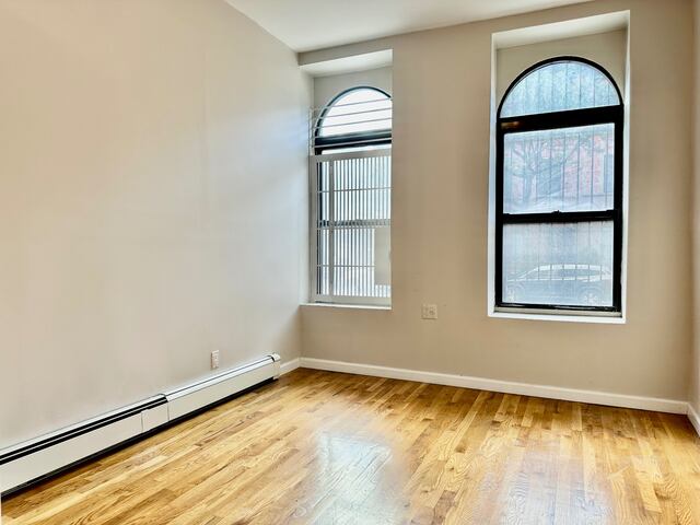 2-Bedroom at 386 Manhattan Avenue
