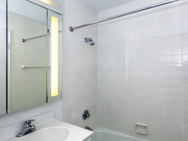 1-Bedroom at Murray Hill Manor