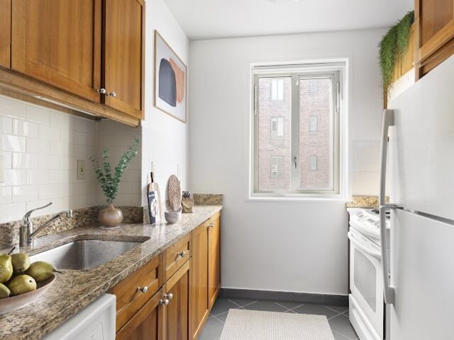 2-Bedroom at Stuyvesant Town: 522-526 East 20th