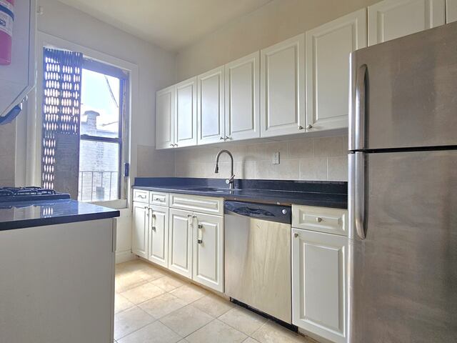 3-Bedroom at 280 Fort Washington Avenue