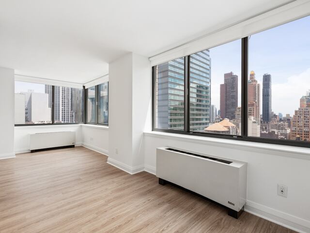 Studio at 800 Sixth Avenue