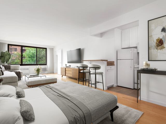 Studio at Lenox Terrace III: 25 West 132nd
