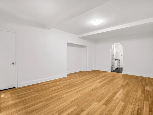 Studio at The Beaux Arts: 307 East 44th