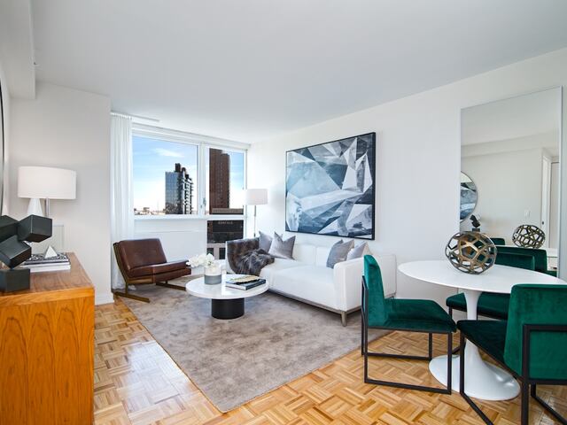 1-Bedroom at Linc LIC