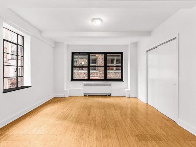 Studio at The Beaux Arts: 307 East 44th