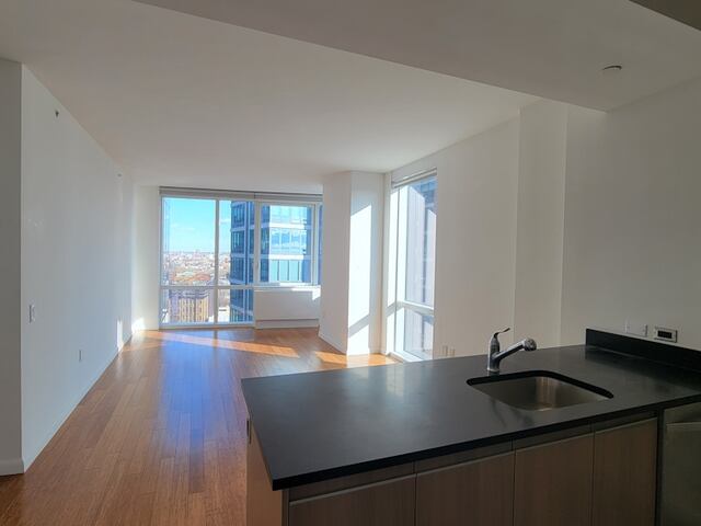 1-Bedroom at 66 Rockwell Place