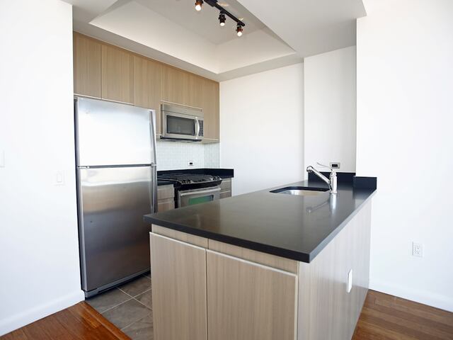 2-Bedroom at 66 Rockwell Place