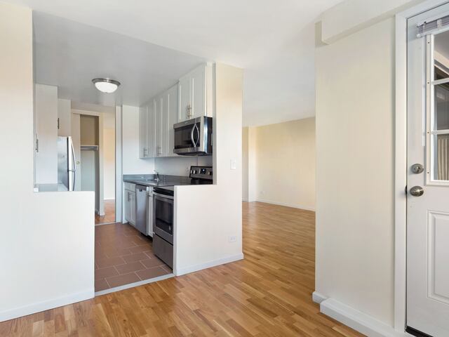 3-Bedroom at LeFrak City: Panama