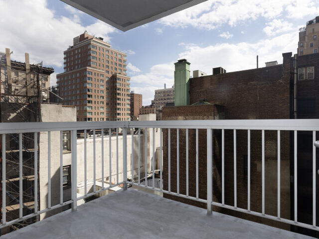 2-Bedroom at West River House