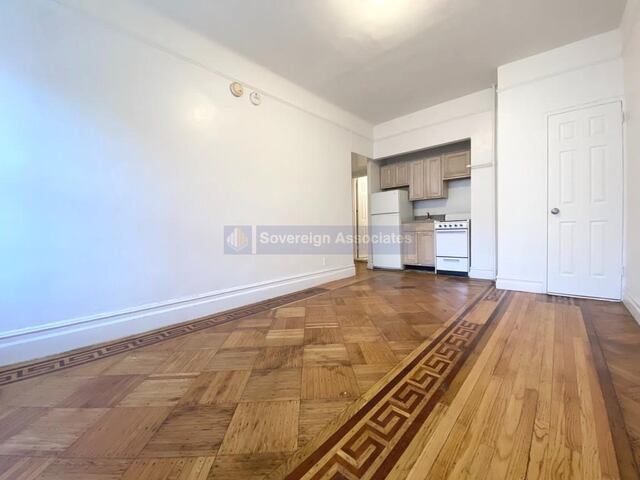 Studio at 936 West End Avenue