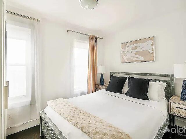 3-Bedroom at 359 West 39th Street