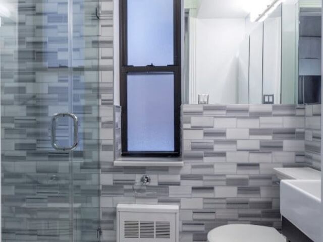 2-Bedroom at 1590 Lexington Avenue