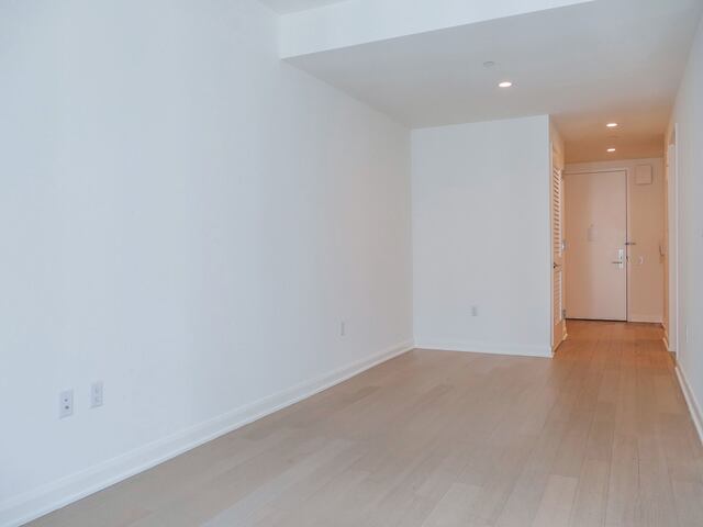 Studio at 7W21
